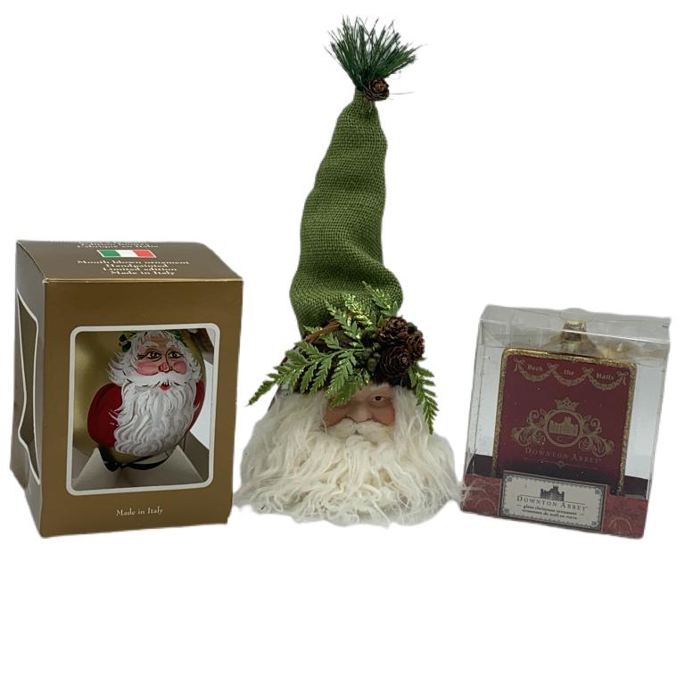SET OF 3 HOLDAY CHRISTMAS THEMED ITEMS (1 of 5)