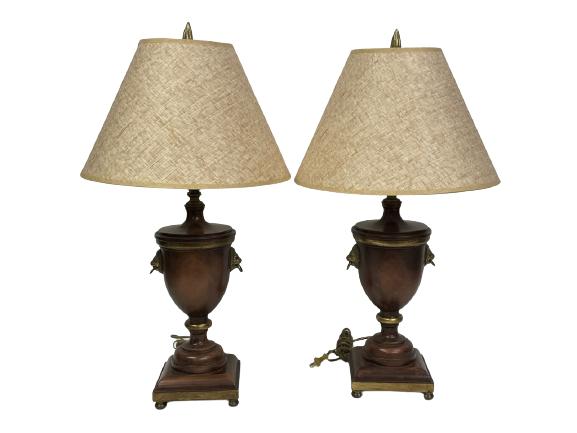 PAIR OF LION HEAD GOLD GILT LAMPS 25" (1 of 6)