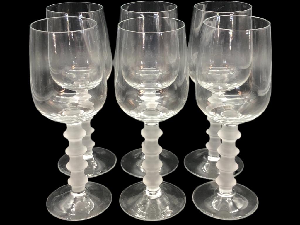 SET OF 6 LALIQIE STYLE CRYSTAL WINE GLASSES: SET OF 6 LALIQIE STYLE CRYSTAL WINE GLASSES-VERY GOOD CONDITION -JD121021