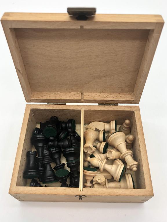 WOODEN SET OF 32 CHESS PIECES (IN WOODEN BOX) (1 of 1)