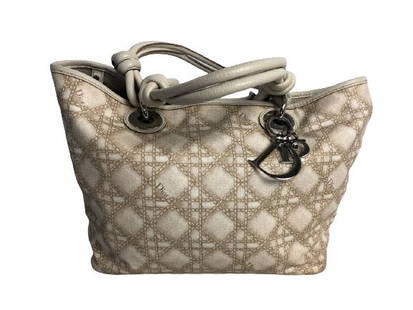 VTG CHRISTIAN DIOR BEIGE/IVORY CHERIE CANVAS TOTE: VTG CHRISTIAN DIOR BEIGE/IVORY CHERIE CANVAS TOTE - 26CM X 21.5CM X 12.5CM- BEIGE & IVORY CANNAGE PRINT COATED CANVAS- GOLD HARDWARE- AAQ7277- WOMEN'S DESIGNER HANDBAGS AND SMALL LEATHER GOODS; HIGH