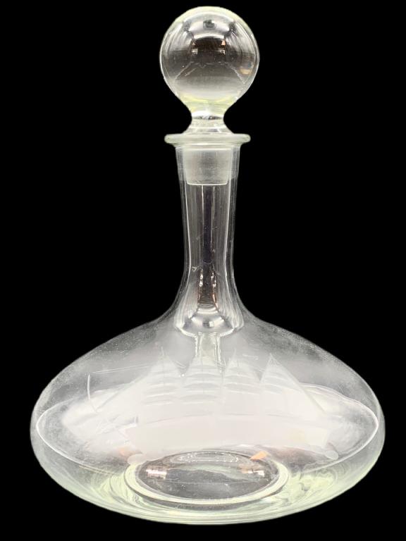 VINTAGE TOSCANY ETCHED GLASS CLIPPER SHIP DECANTER: VINTAGE TOSCANY ETCHED GLASS CLIPPER SHIP DECANTER-GOOD CONDITION-JD121721