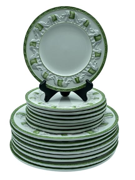 16 PC VINTAGE ITALIAN CERAMIC "ELEPHANT" PLATE SET: VINTAGE ITALIAN CERAMIC DINNER PLATE SET WITH ELEPHANT EDGE MOTIFF - 9" PLATES (8) - 12" PLATES (8)GOOD CONDITION, LIGHT WEAR CONSISTENT WITH AGE AND USE, CHIP TO ONE SIZE EACH-DP8321 PORTAGE HOUSE 1 