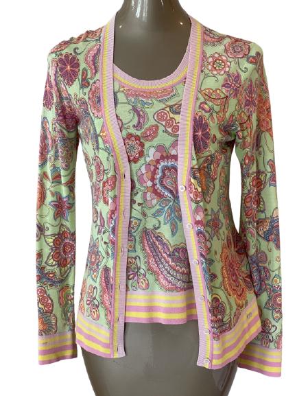 ESCADA SPORT PASLEY TWIN SE SZ M: ESCADA SPORT PASLEY TWIN SE SZ M -VERY GOOD PREOWNED CONDITION