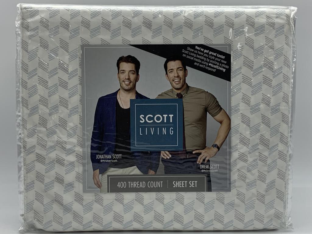 NEW SCOTT LIVING QUEEN SIZE SHEET SET (1 of 2)