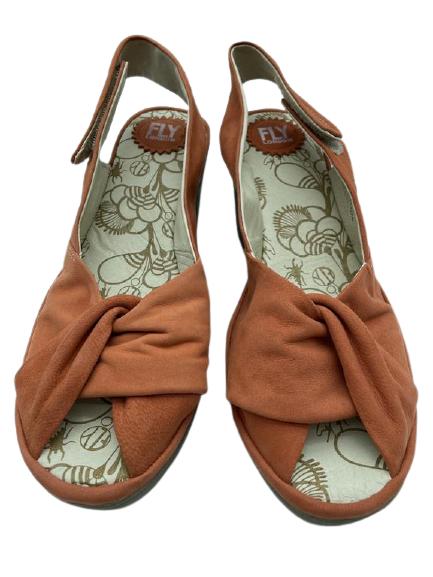 FLY LONDON YAKIN ORANGE STRAP SANDAL SZ 41: FLY LONDON YAKIN ORANGE STRAP SANDAL SZ 41