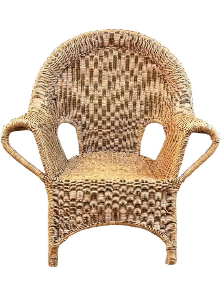 MID CENTURY STYLE WICKER PEACOCK CHAIR 41" (1 of 5)