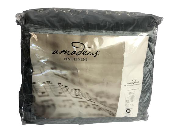 AMADEUS MARSILLES COMPFORTER 7 PC SET QUEEN (1 of 4)