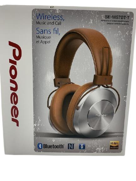 PIONEER BLUETOOTH WIRELESS HEADPHONES (1 of 3)
