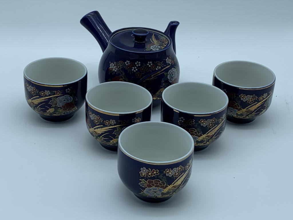 VINTAGE ROYAL BLUE HAND PAINTED TEA SET (1 of 2)