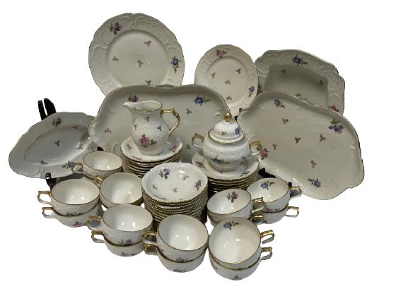 85 PIECE ROSENTHAL SANSSOUCI ROSE CHINA SERVICE (1 of 7)