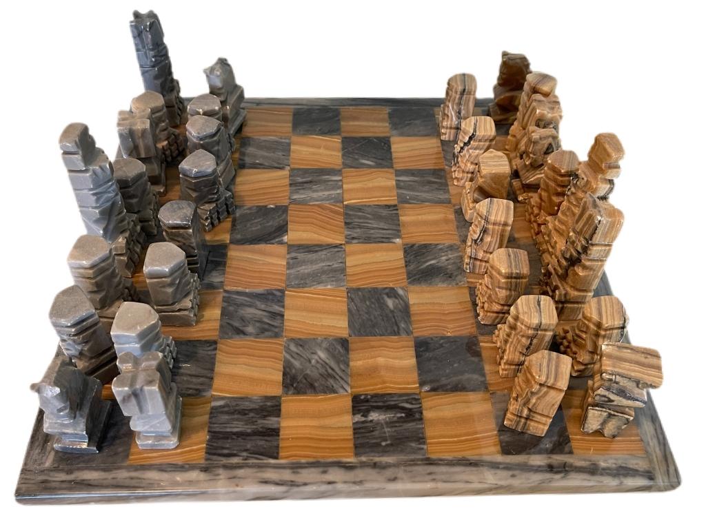 VTG HAND CARVED CHESS SET (1 of 1)