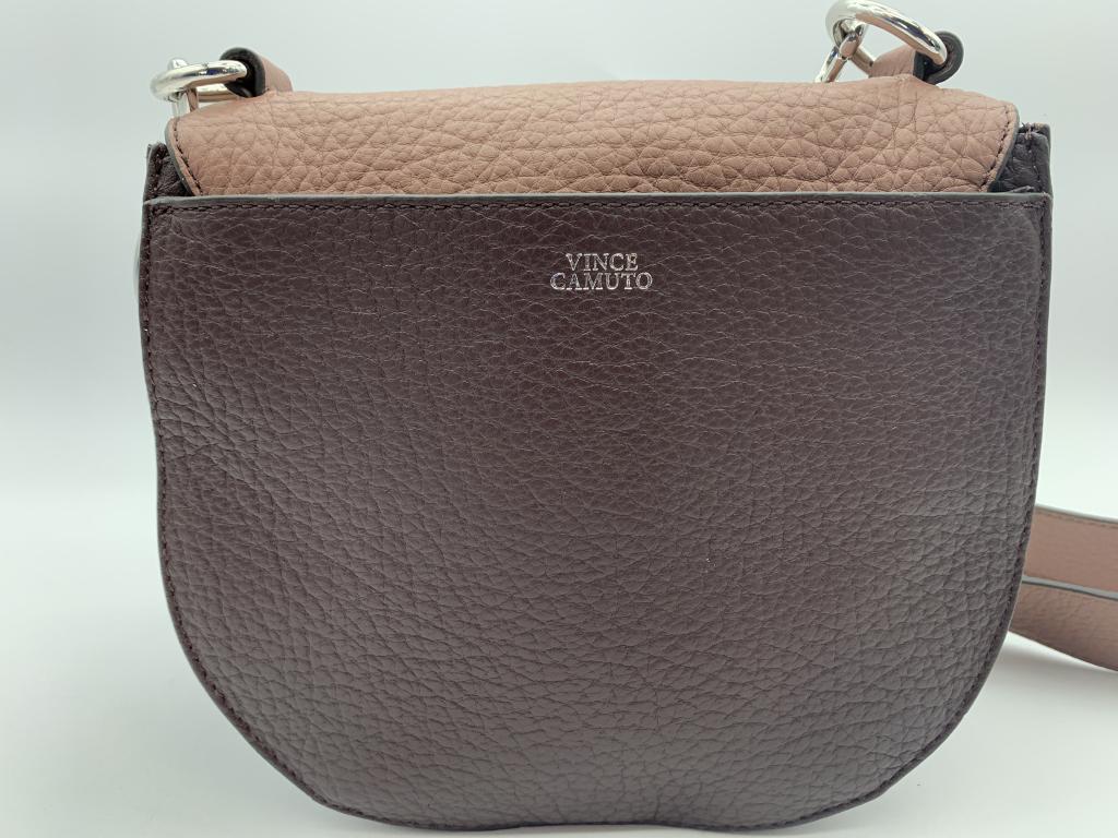 VINCE CAMUTO LARGE PEBBLE LEATHER CROSSBODY BAG (1 of 8)