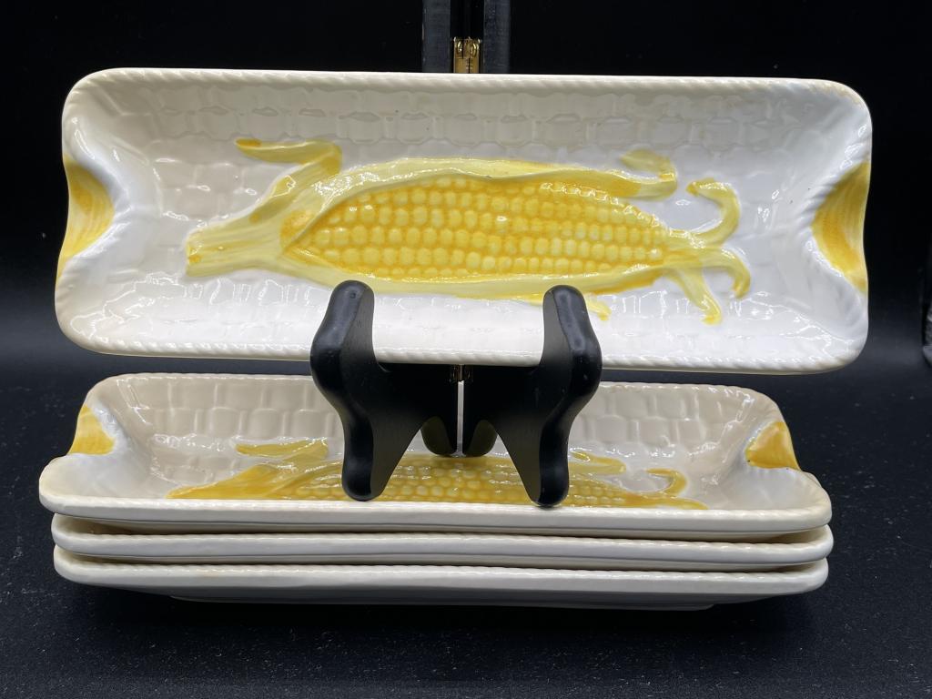 SET OF 4 VINTAGE CORN DISHES MADE IN JAPAN (1 of 3)