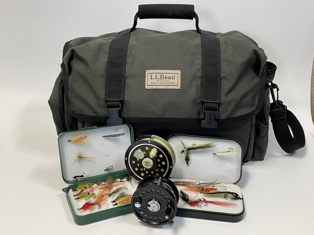 2 FLY FISHING REELS, EXTRA GEAR & LL BEAN BAG (1 of 13)