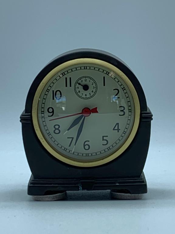 POTTERY BARN DESK CLOCK (1 of 8)