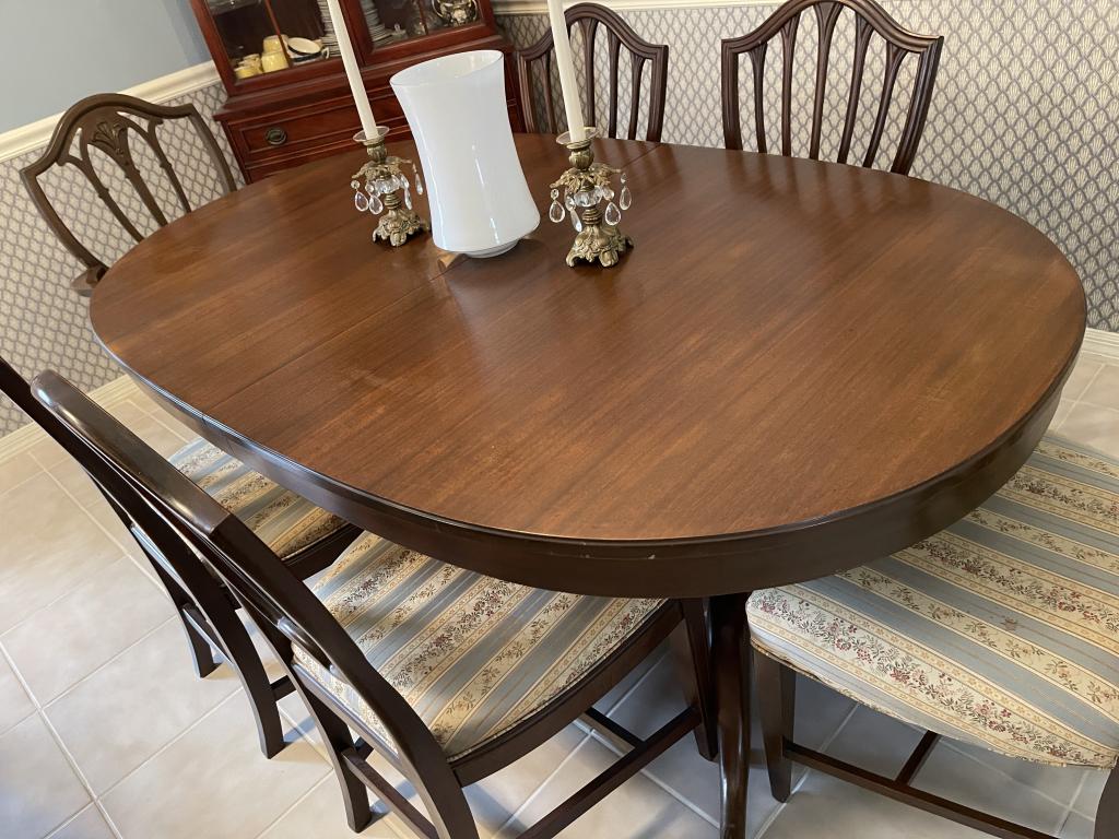 VINTAGE DINING ROOM SET WITH 8 CHAIRS (1 of 6)