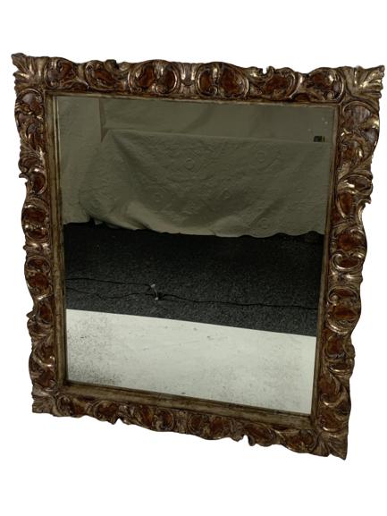 VINTAGE EUROPEAN STYLE LARGE MIRROR 40.5" (1 of 4)
