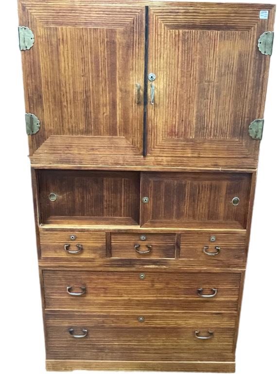 VINTAGE CAMPAIGN STYLE RUSTIC DRESSER (1 of 8)