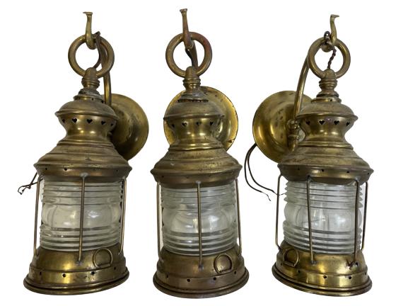 3 VINTAGE BRASS WALL MOUNT SHIP LANTERN LIGHTS (1 of 6)