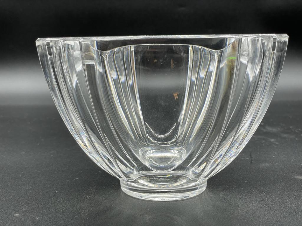 VINTAGE KOSTA BODA CRYSTAL GLASS  BOWL 5.5" (1 of 4)