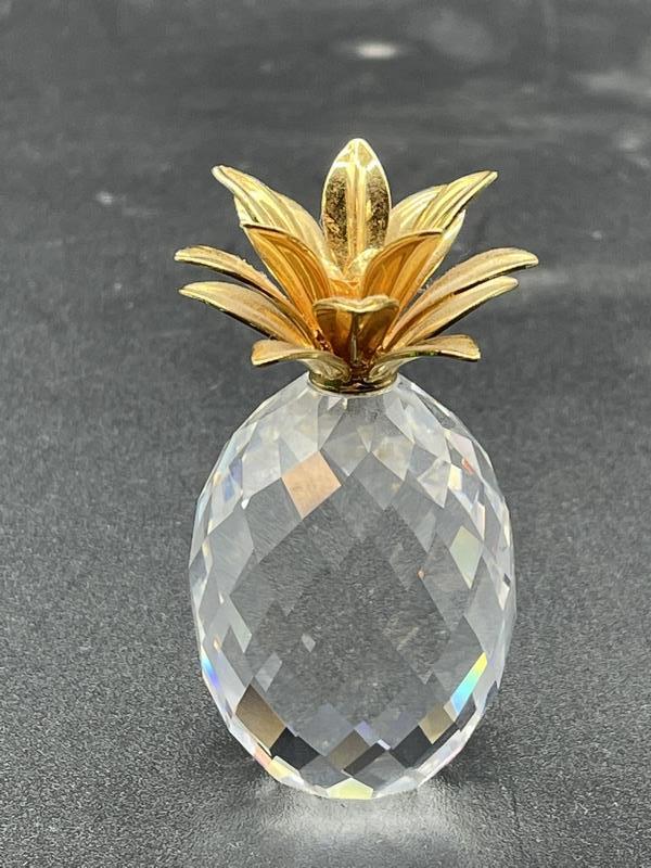 VINTAGE SWAROVSKI CRYSTAL PINEAPPLE 2.5" (1 of 2)