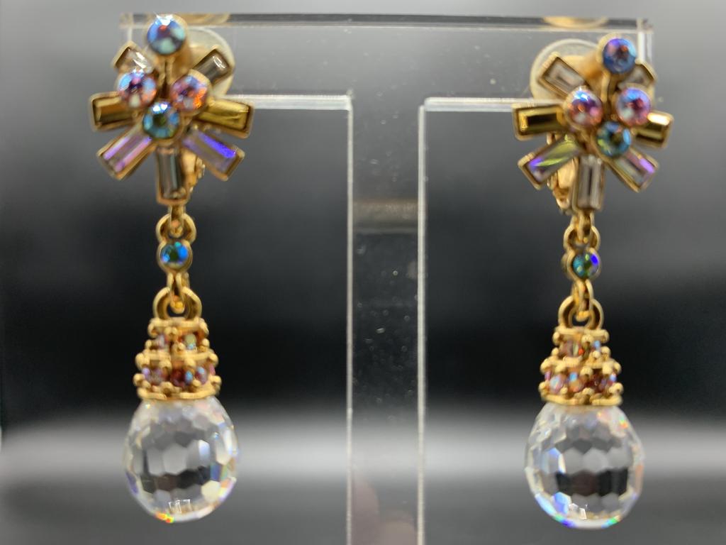 ST. JOHN DROP CLIP ON EARRINGS 1.75" (1 of 4)