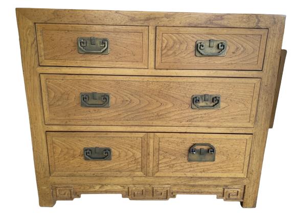 VINTAGE BAKER FURNITURE CAMPAIGN STYLE DRESSER 38" (1 of 4)