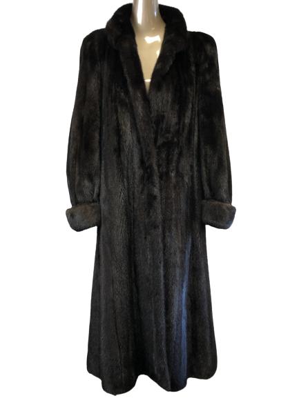 MINK COAT: MINK COATMADE IN USA