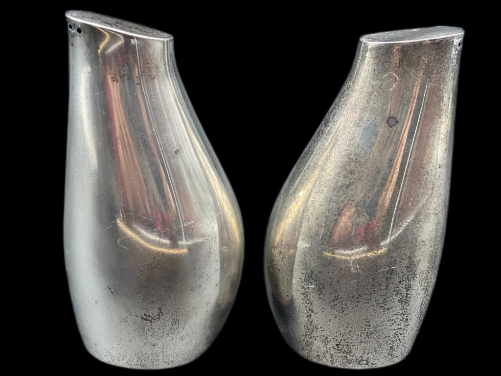 RARE DANISH MODERN TOWLE STERLING SILVER SHAKERS (1 of 3)