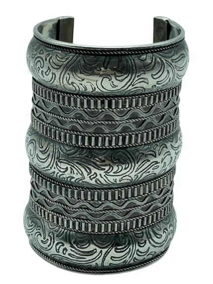 VINTAGE INDIAN SILVER 3" CUFF BRACELET (1 of 4)