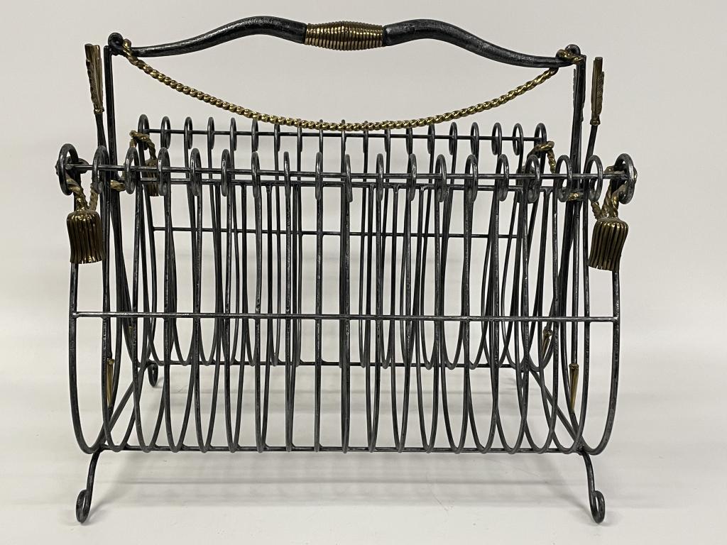 VINTAGE REGENCY STYLE WROUGHT IRON MAGAZINE RACK (1 of 5)