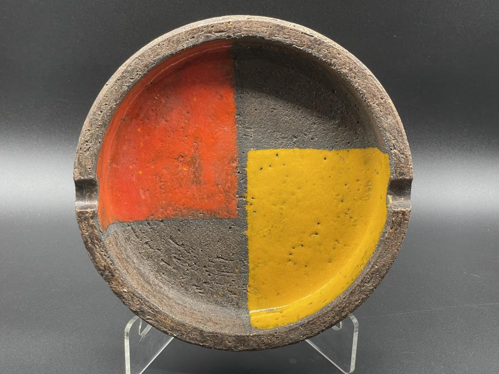 LARGE 1970'S VINTAGE ITALIAN MODERNIST ASHTRAY (1 of 6)