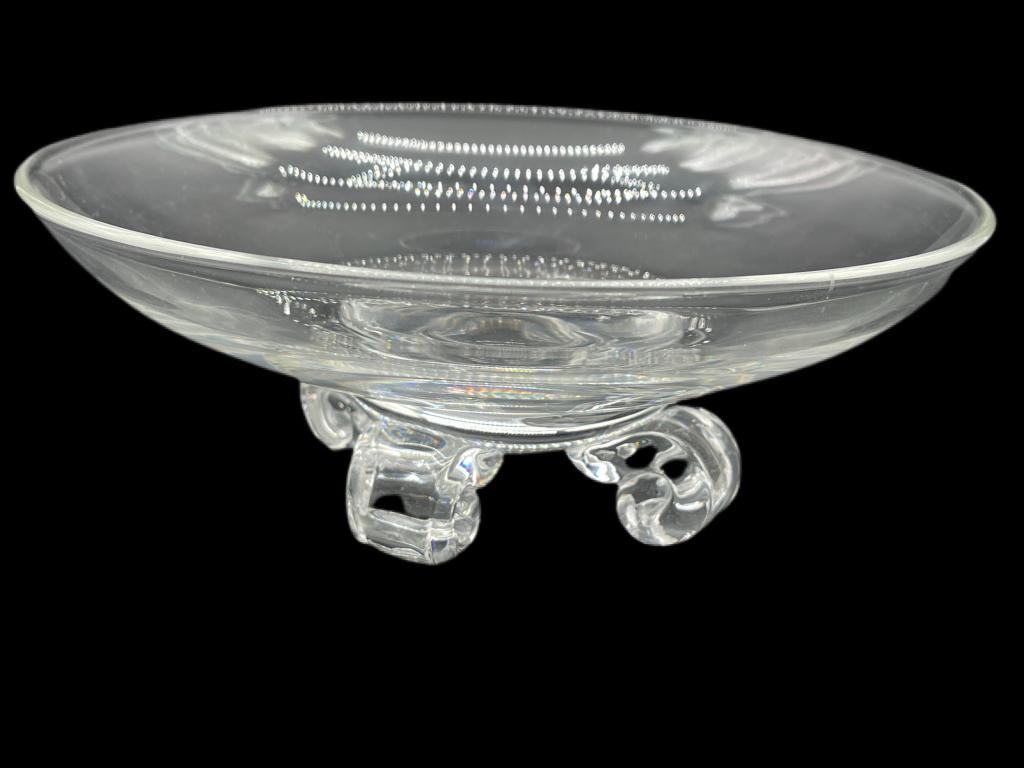 VTG STEUBEN FOOTED CRYSTAL BOWL (1 of 5)