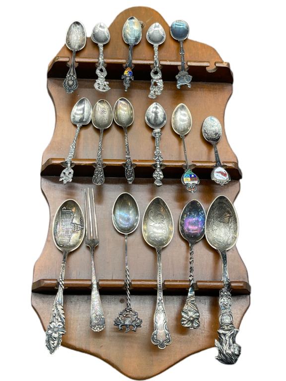 SET OF VINTAGE COLLECTIBLE STERLING SILVER SPOONS (1 of 2)