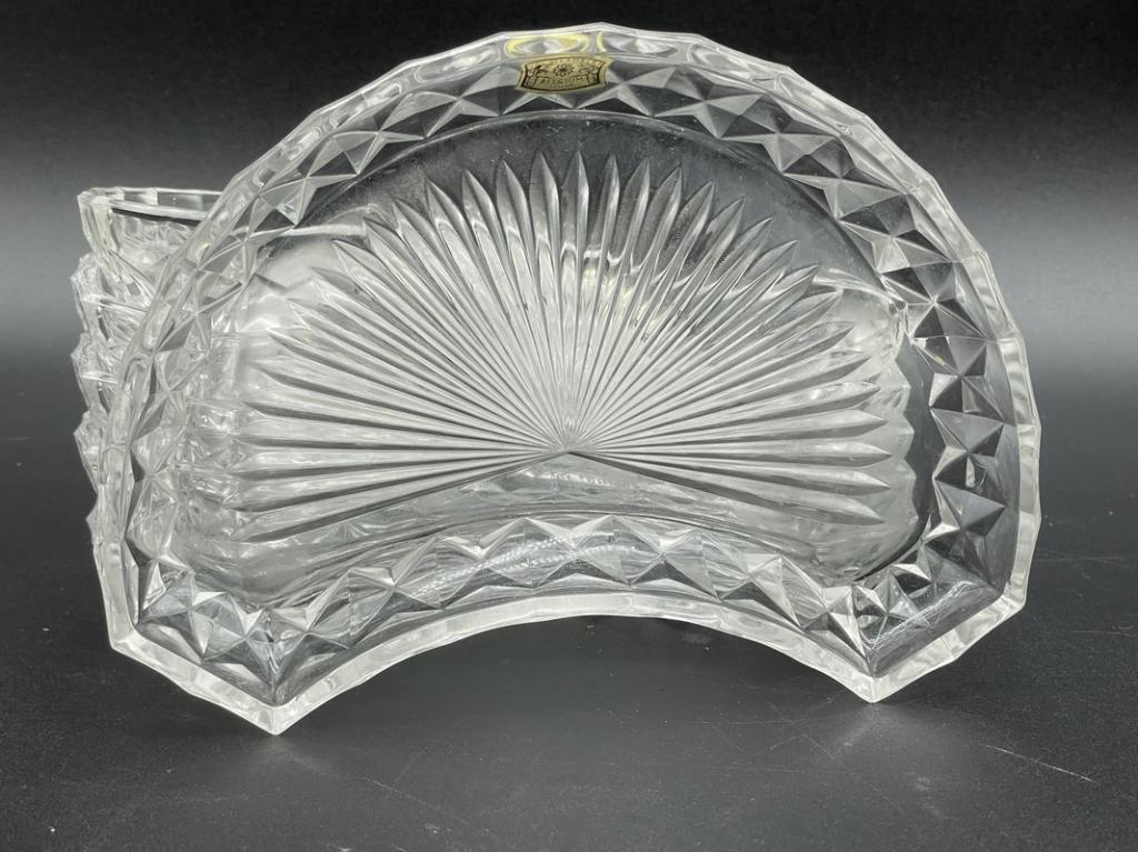 6 VAL ST. LAMBERT CLEAR CUT GLASS CRESCENT PLATES (1 of 5)