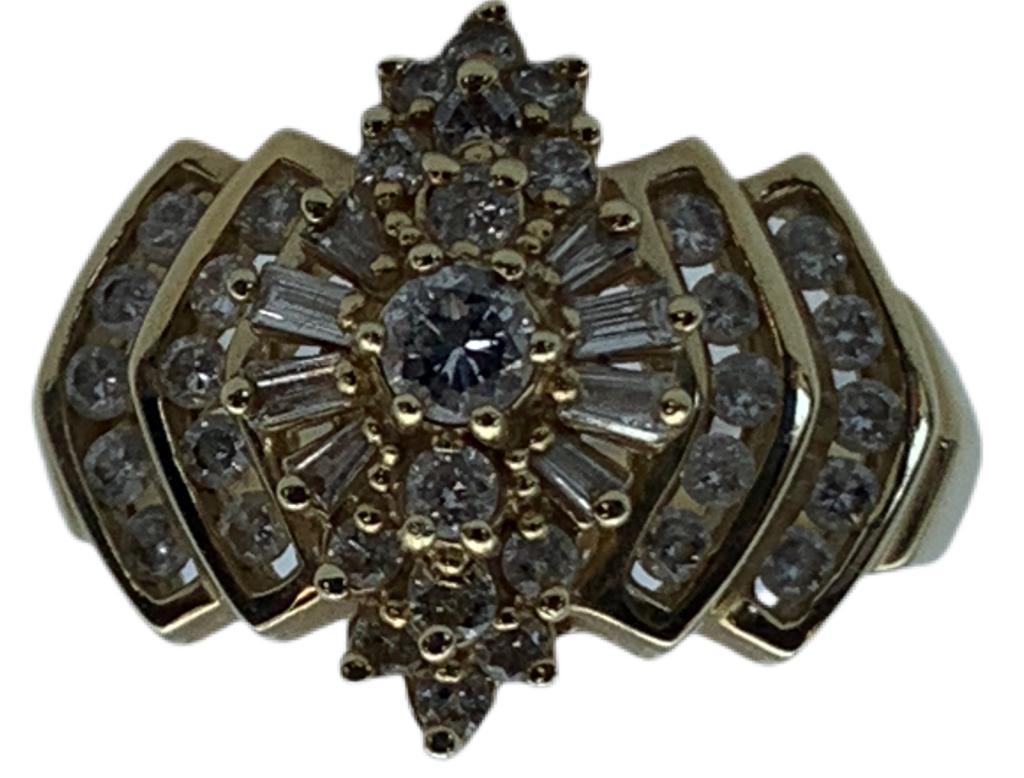 STUNNING 14K GOLD DIAMOND RING SZ 9 (1 of 4)