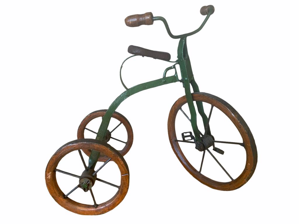 DECORATIVE METAL BIKE SCULPTURE (1 of 3)