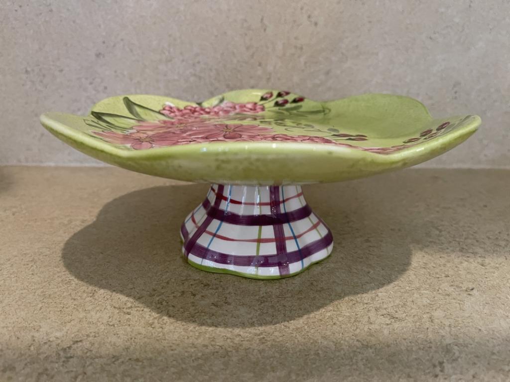 GATES WARE VINTAGE FOOTED CANDY DISH (1 of 4)
