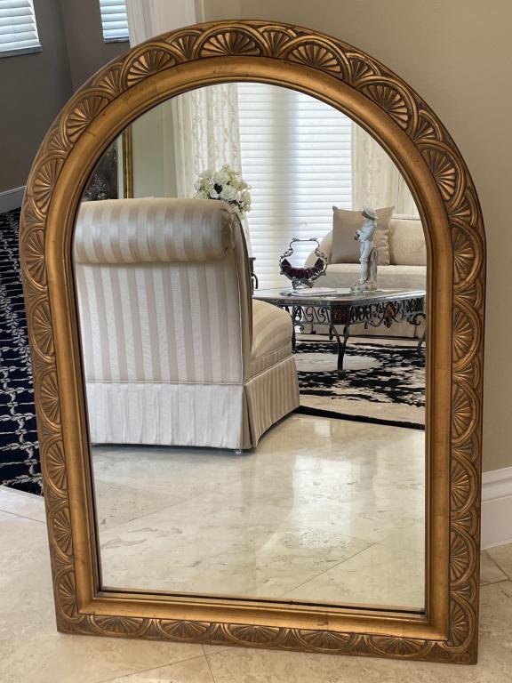 VTG GOLD GILT CARVED WOOD DOME TOP MIRROR 42.5" (1 of 3)