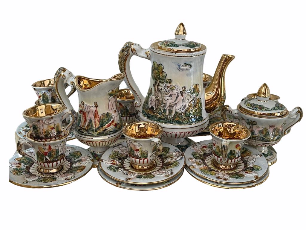 VINTAGE CAPODIMONTE TEA SERVICE FOR 10 (1 of 1)