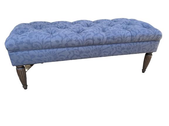 ELEGANT VINTAGE STYLE TUFTED BENCH 51" (1 of 4)