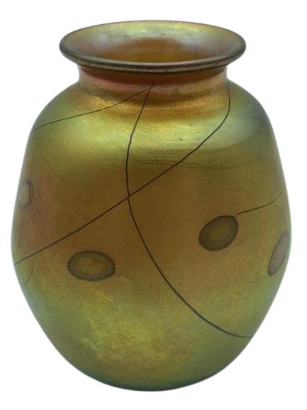VINTAGE TIFFANY STYLE FAVRILE SMALL GOLD VASE (1 of 4)