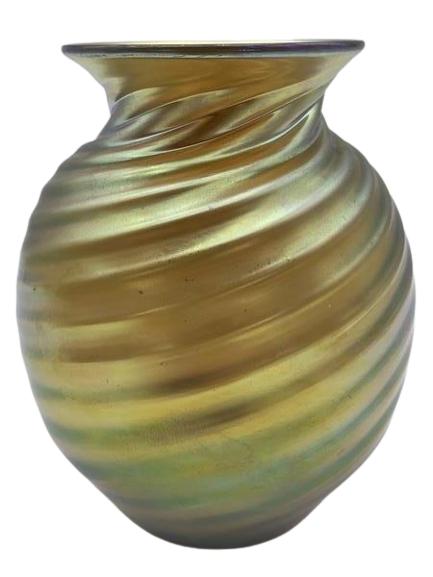VINTAGE TIFFANY STYLE FAVRILE GOLD SWIRL VASE (1 of 4)