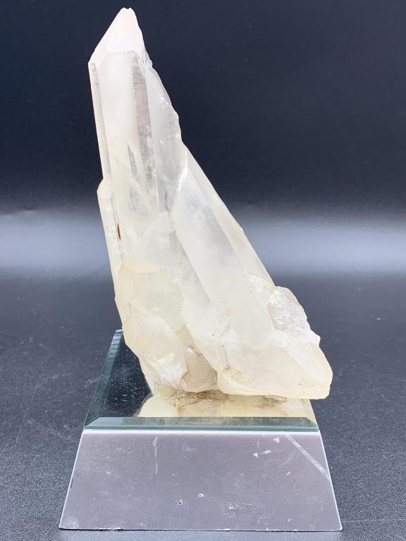 CRYSTAL GEODE WITH LIGHT UP PEDESTAL (1 of 6)