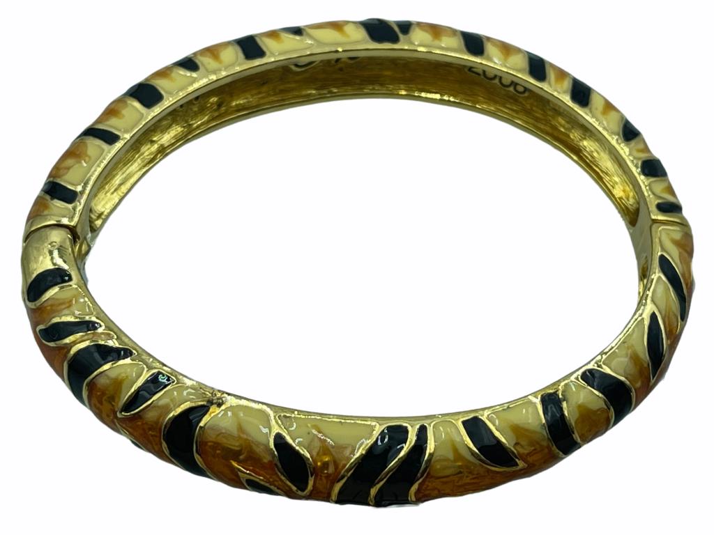 KENNETH JAY LANE 2006 TIGER ENAMEL BRACELET (1 of 2)