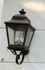 LARGE VINTAGE HOME FACADE CARRIAGE LIGHT 45" (1 of 1)
