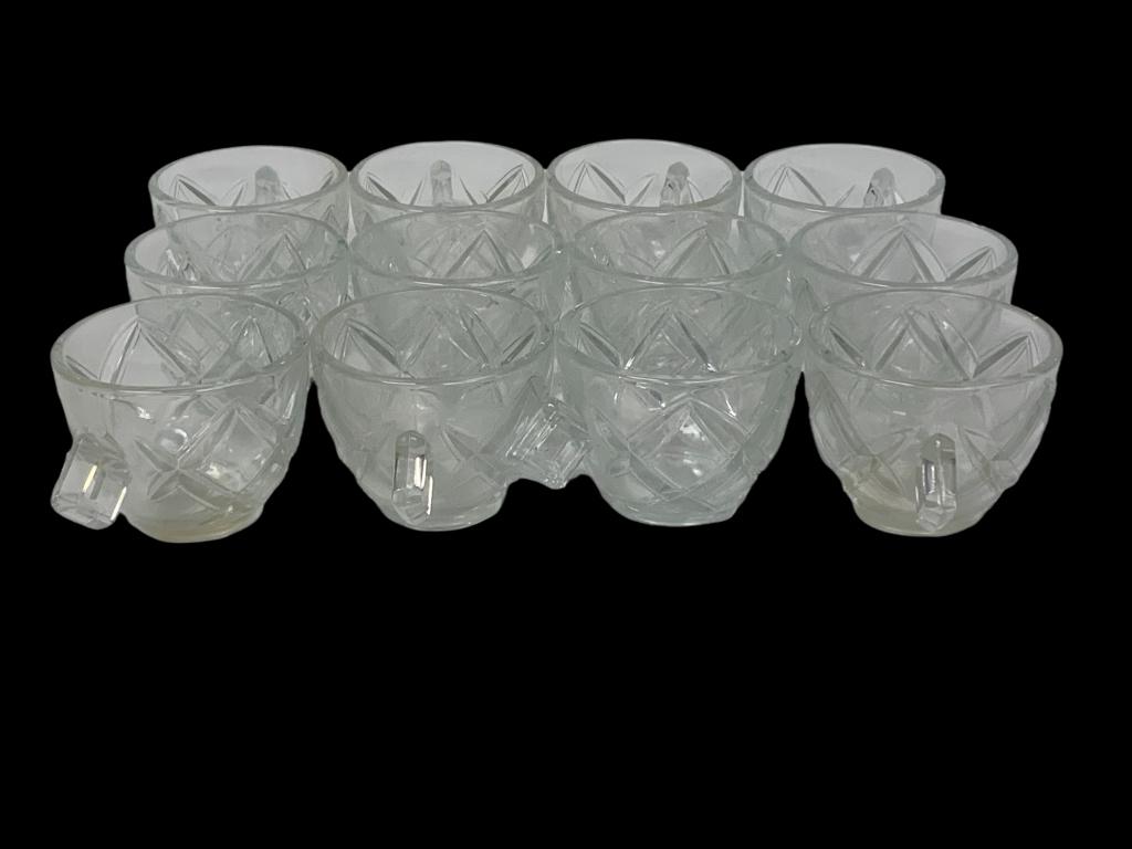 SET OF CLEAR CUT STYLE DIAMOND PATTERN GLASSES: SET OF CLEAR CUT STYLE DIAMOND PATTERN GLASSES-3.5" X 5.5"-VERY GOOD OVERALL CONDITION, WEAR CONSISTENT WITH AGE AND USE, SEE ALL PHOTOS-EH42622
