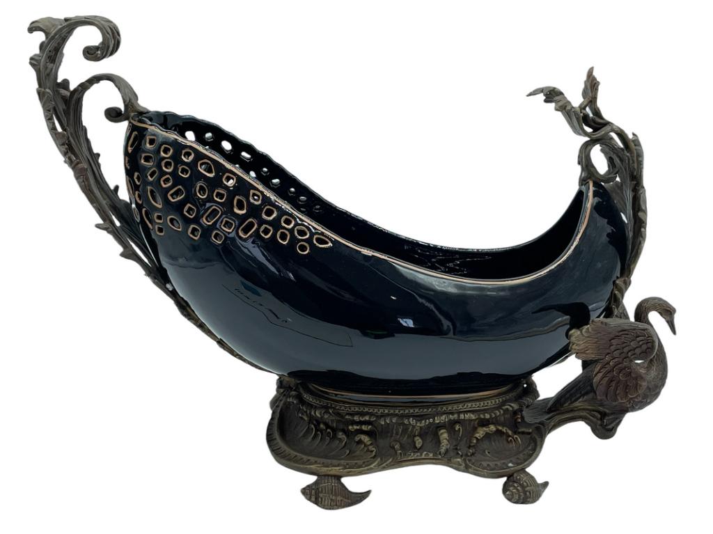CASTILIAN BRASS & BLACK LACQUER SWAN PLANTER 19" (1 of 7)