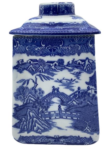 VINTAGE PORCELAIN BLUE WILLOW TEA BISCUIT JAR (1 of 5)